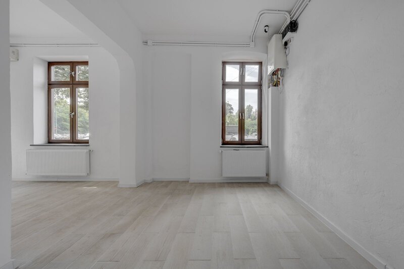 Parcul Carol spatiu ideal pentru cafenea birou salon parter+subsol 80mp